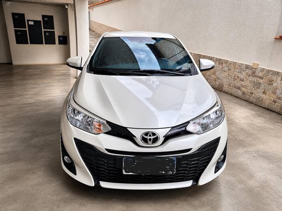 TOYOTA YARIS 1.3 16V FLEX XL MULTIDRIVE TOYOTA YARIS 1.3 16V FLEX XL MULTIDRIVE